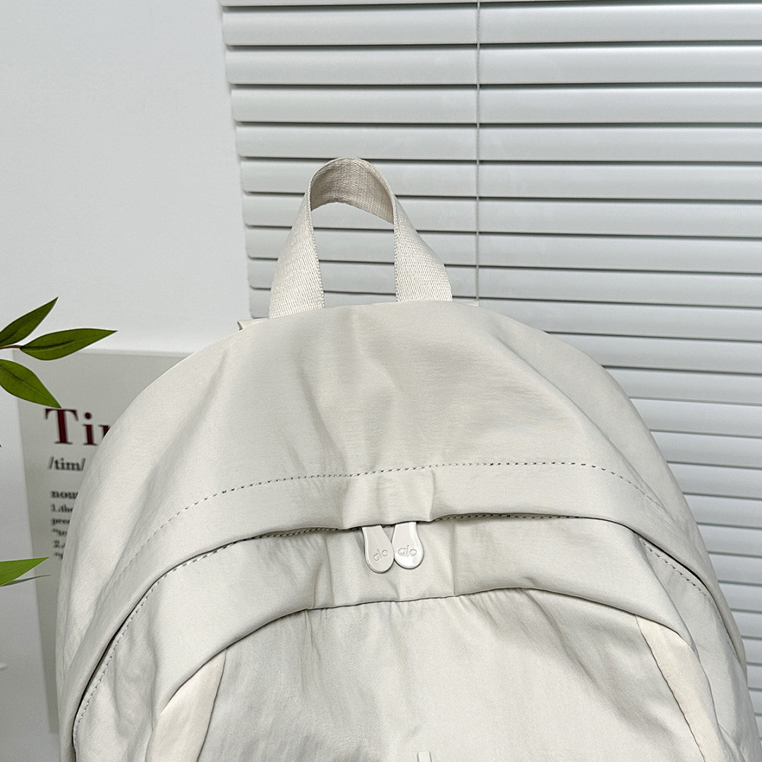 Alo Yoga Commuter Backpack · TRZ9 — תמונה 15