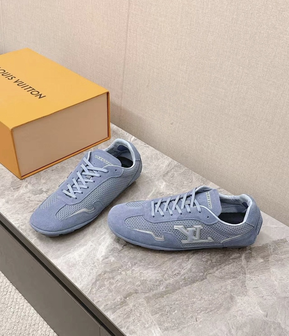 Louis Vuitton LV Rally Sneaker · J8VT — תמונה 3