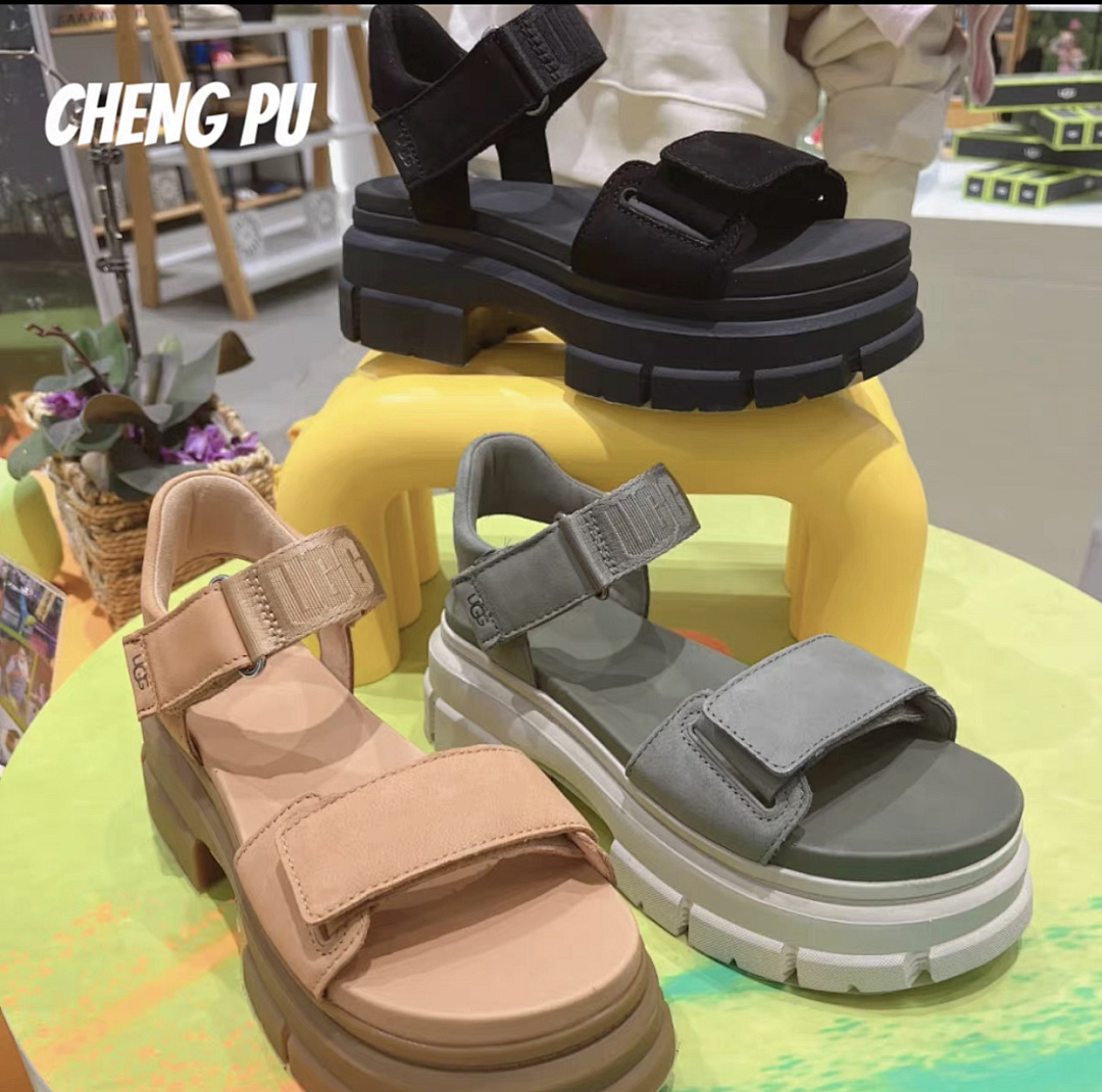 UGG Goldenglow · M6H1 — תמונה 8