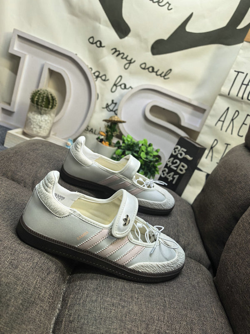 Adidas Samba Jane · JH02 — תמונה 2