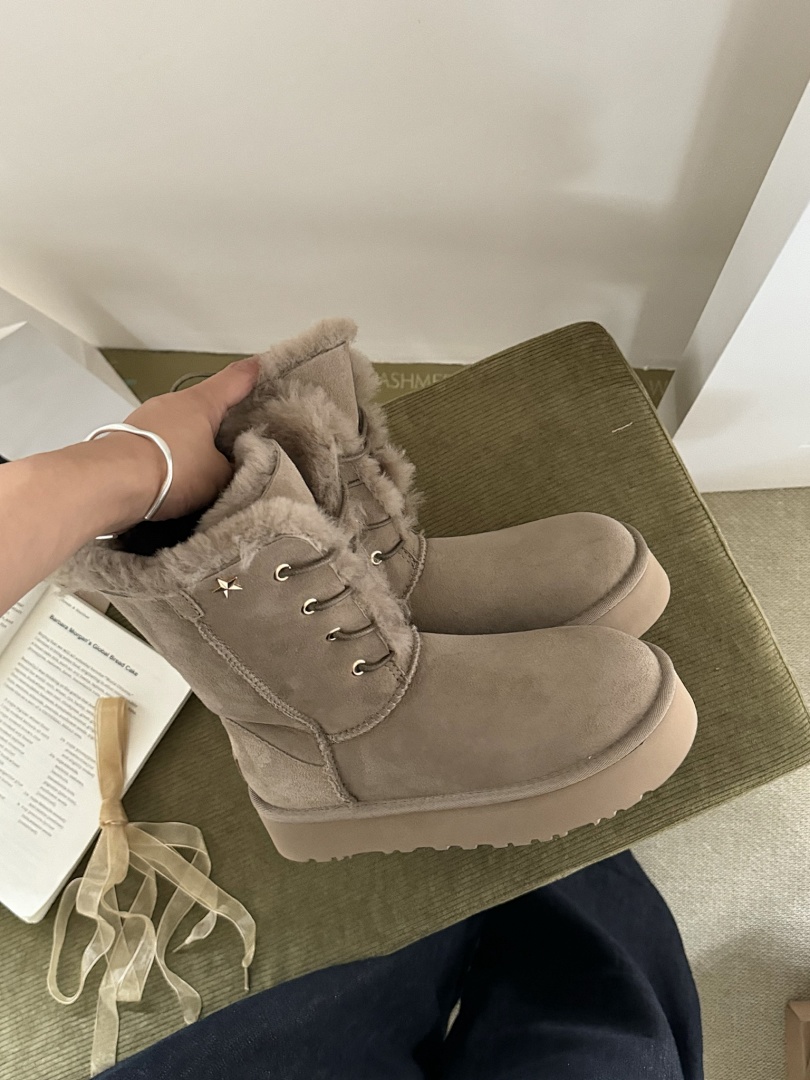UGG Esmee · Y86B — תמונה 11