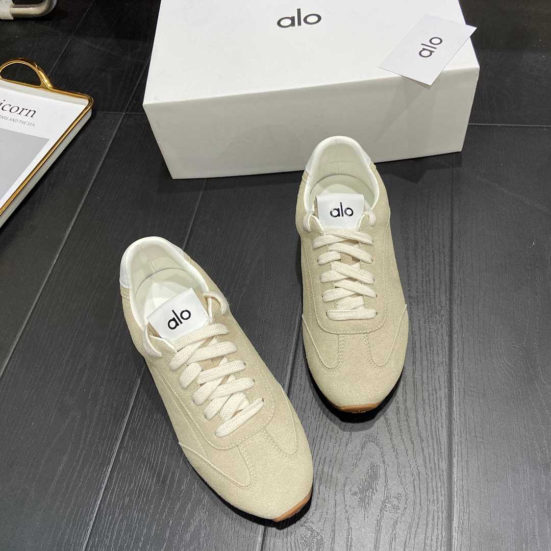 Alo Yoga Sunset Sneaker · J02X
