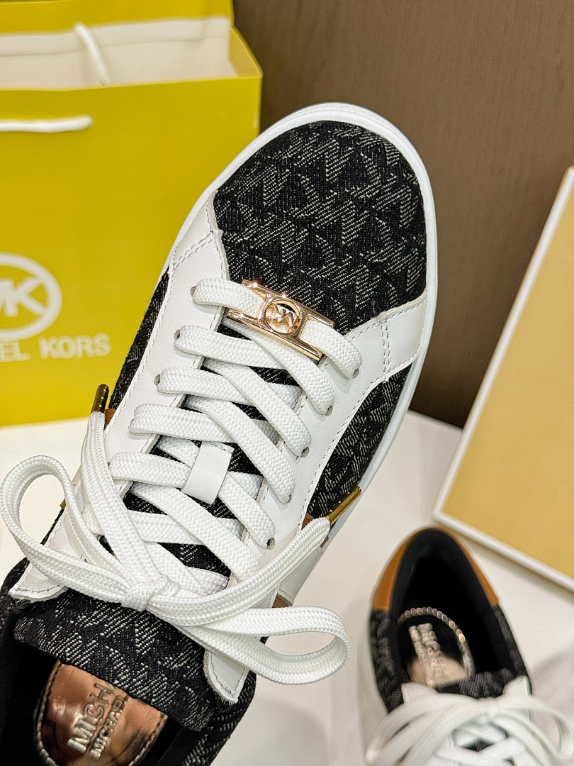Michael Kors Keaton · WUS5 — תמונה 6