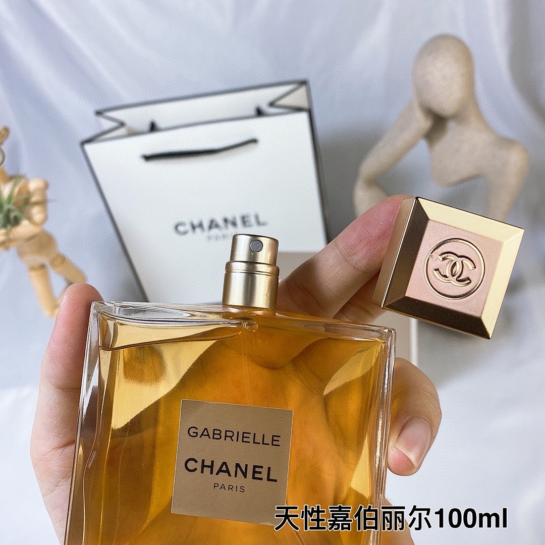 Chanel Gabrielle Essence · U9TR — תמונה 5