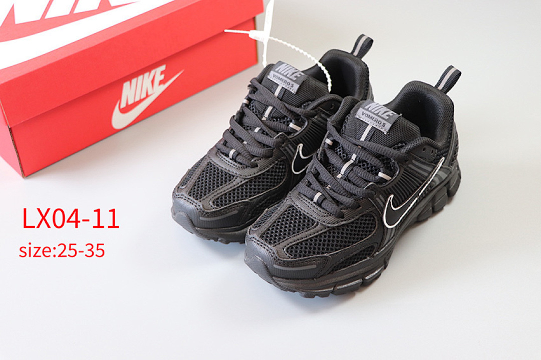 Nike Zoom Vomero 5 · LX04 — תמונה 12