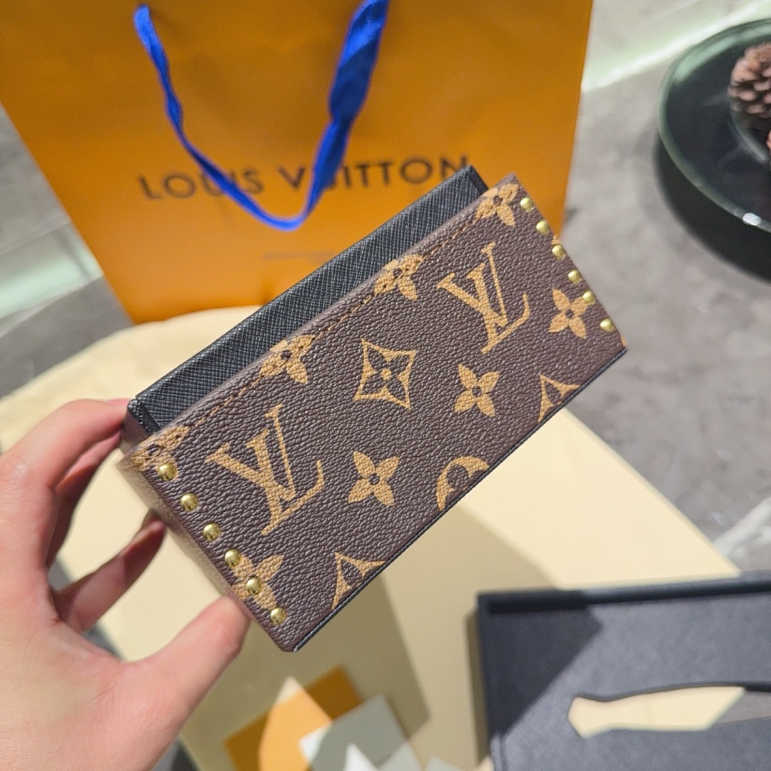 Louis Vuitton Madeleine Tissue Box · JFD2 — תמונה 8