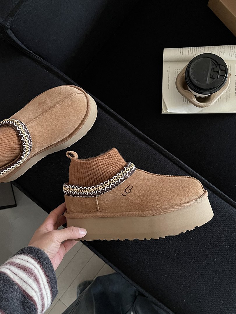 UGG Tazz Knit Platform · Y97G — תמונה 7
