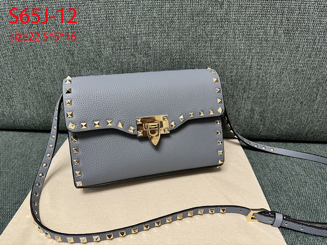 Valentino Rockstud · S65J — תמונה 12
