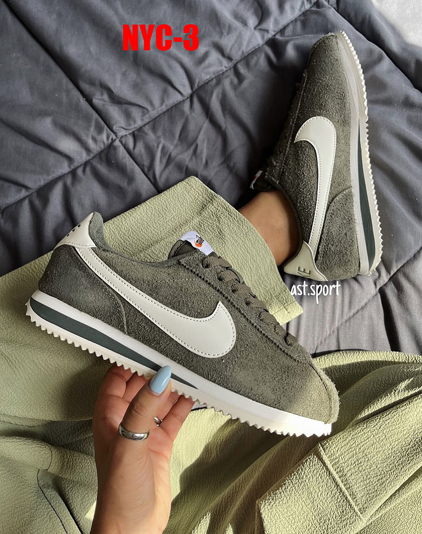Nike Cortez · NYC — תמונה 17