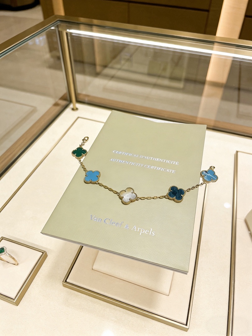 Van Cleef & Arpels Vintage Alhambra · V1C — תמונה 8