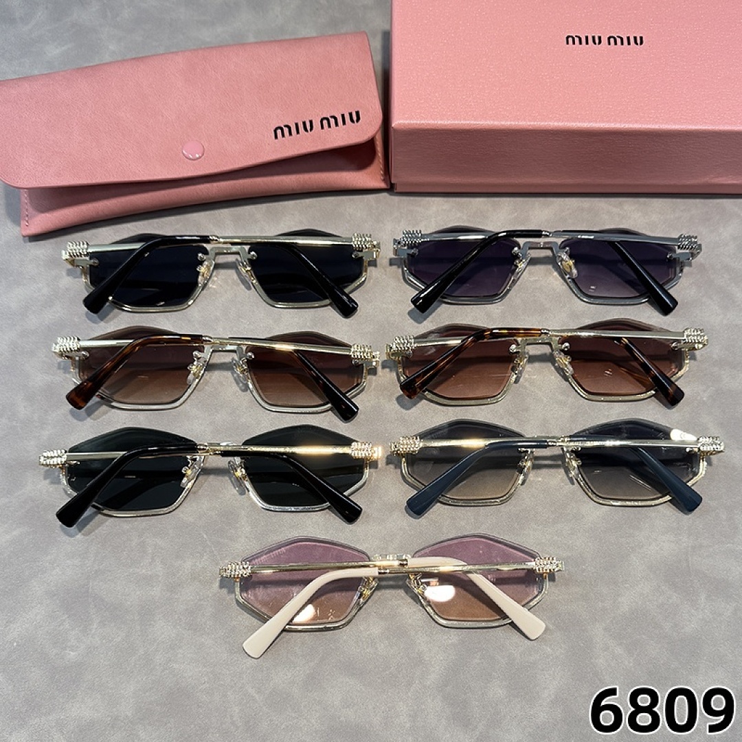Miu Miu — משקפי שמש · M1U — תמונה 2
