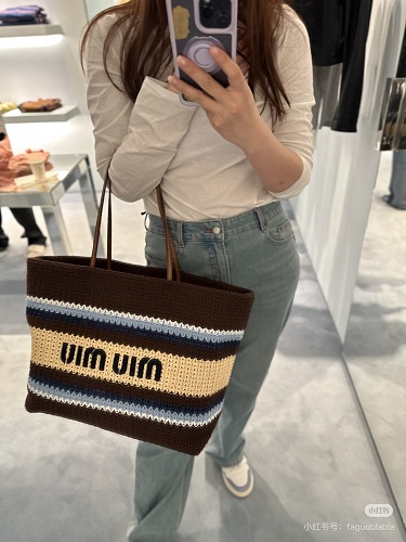Miu Miu — תיק כתף · M8Y