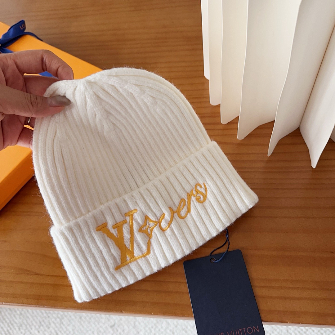 Louis Vuitton LV Spark Beanie · JJR6 — תמונה 4