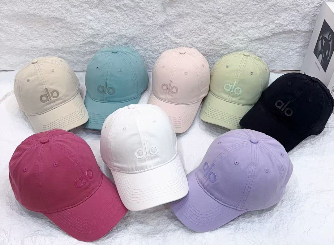 Alo Yoga Off-Duty Cap · Y175A — תמונה 7