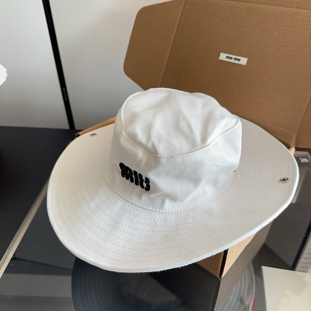 Miu Miu Denim Bucket Hat · M1M — תמונה 5