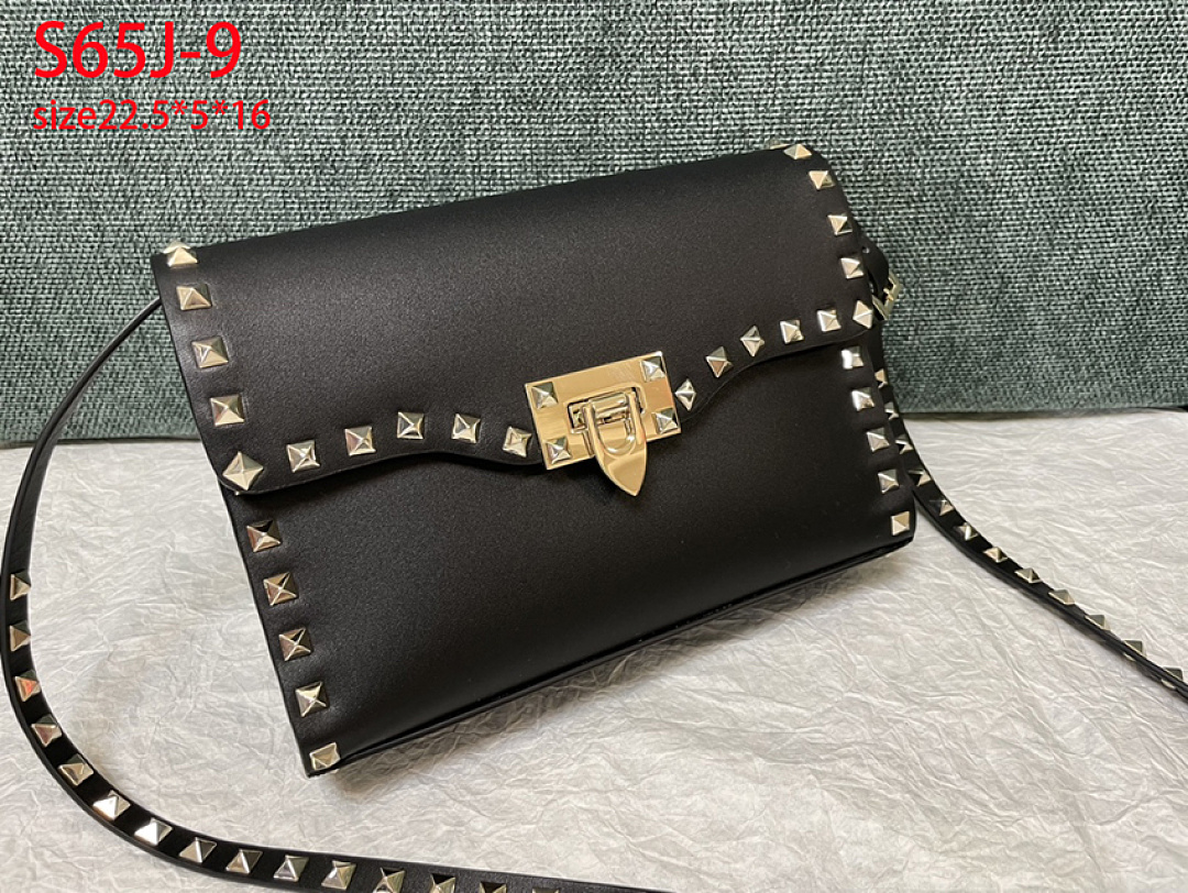 Valentino Rockstud · S65J — תמונה 15