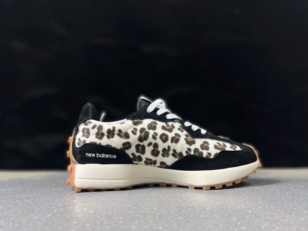 New Balance 327 · HH2K — תמונה 8