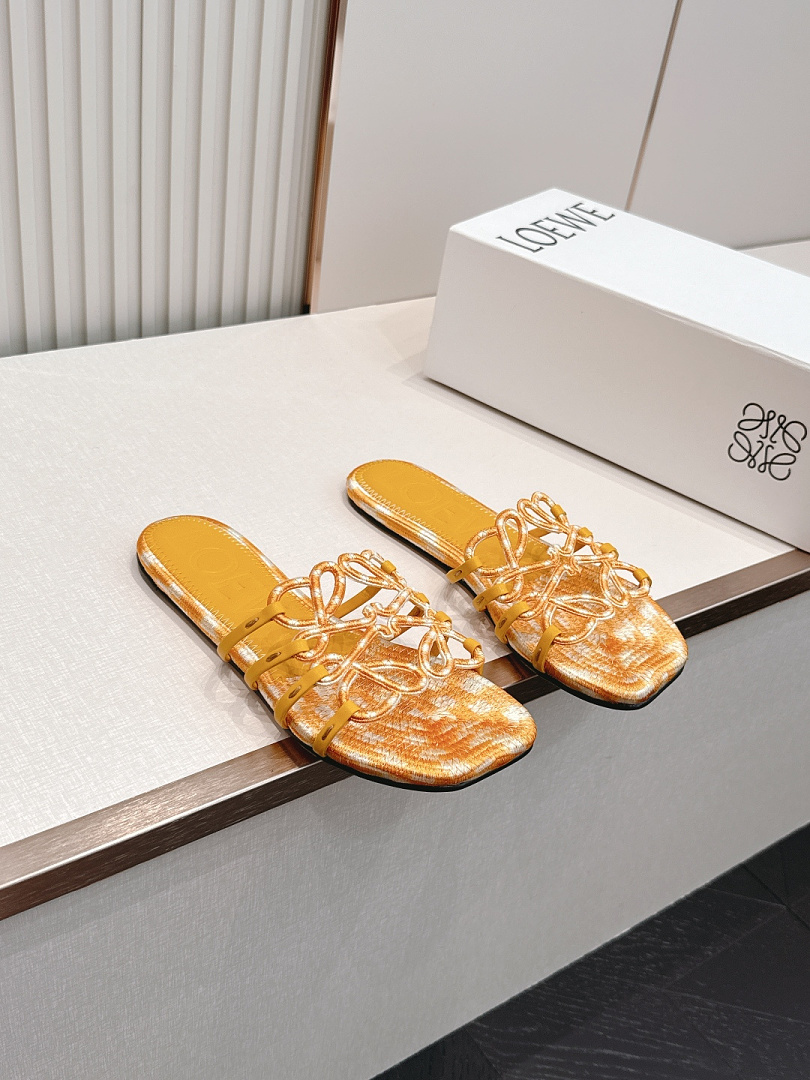 Loewe Petal Anagram · L03GB — תמונה 11