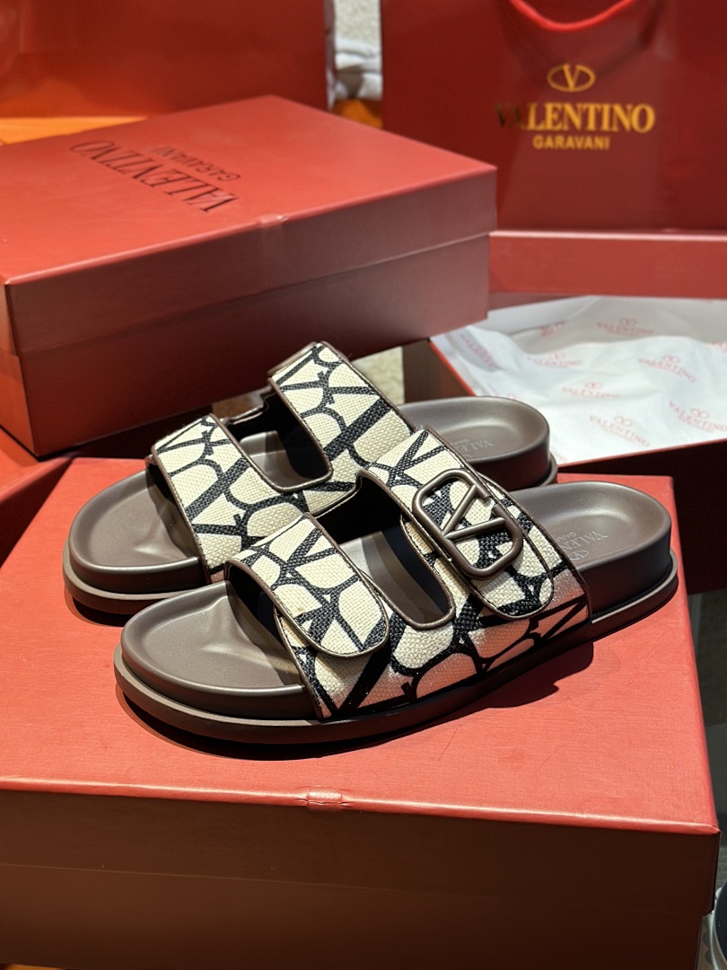 Valentino Toile Iconographe Double-Strap · G55V — תמונה 9