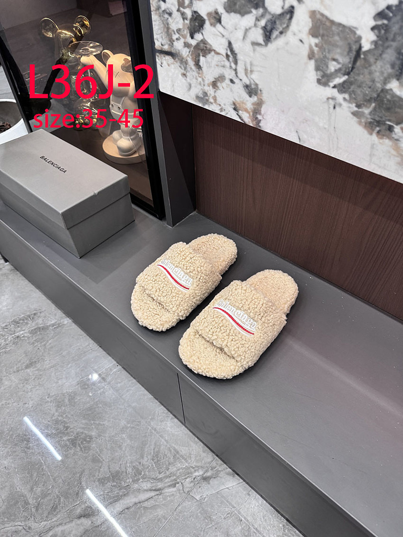 Balenciaga Furry Slide · L36J — תמונה 22