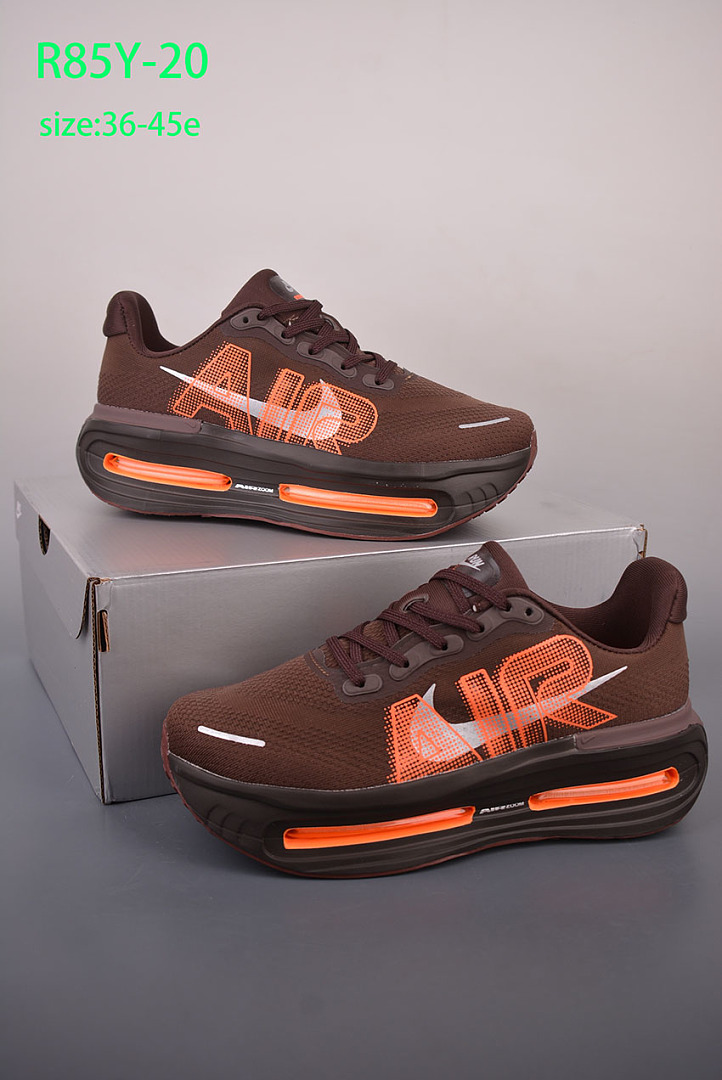Nike Vomero Premium · R85Y — תמונה 12