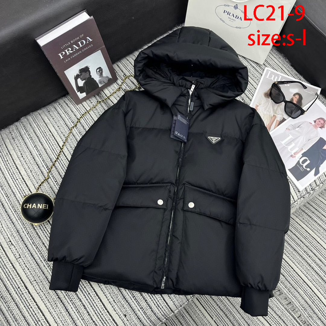 Prada Re-Nylon Down Jacket · LC21 — תמונה 17