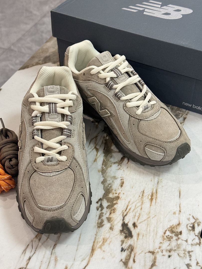 New Balance 204L · X5R2 — תמונה 19