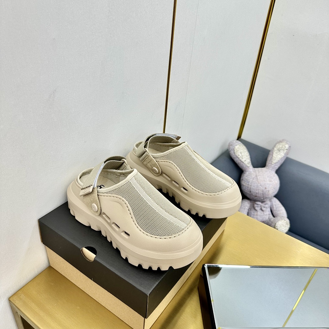 UGG PeakMod Clog · AA2A — תמונה 2