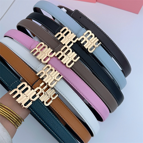 Miu Miu Logo-Lettering Leather Belt · KK17