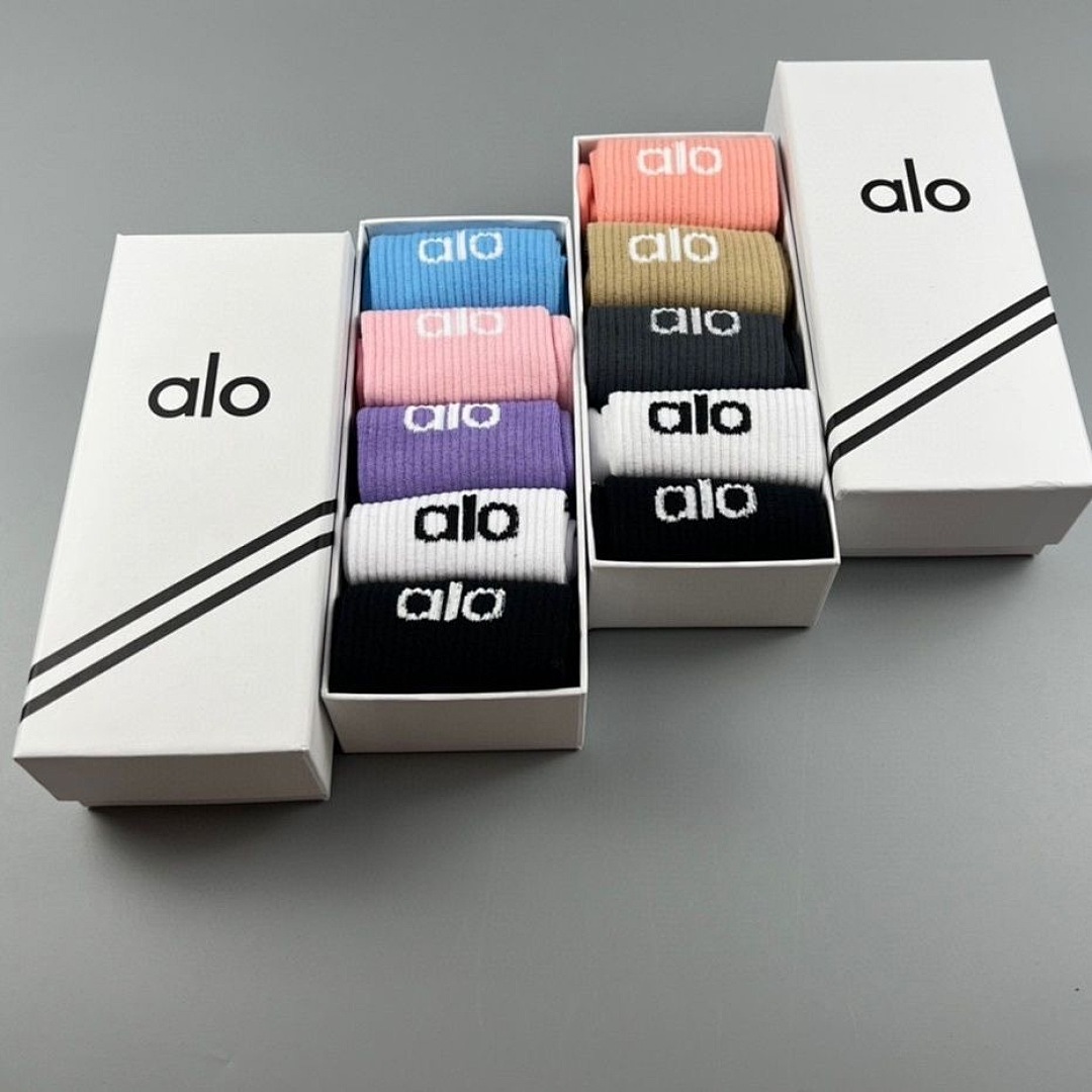 Alo Ribbed Sock Pack · G67C