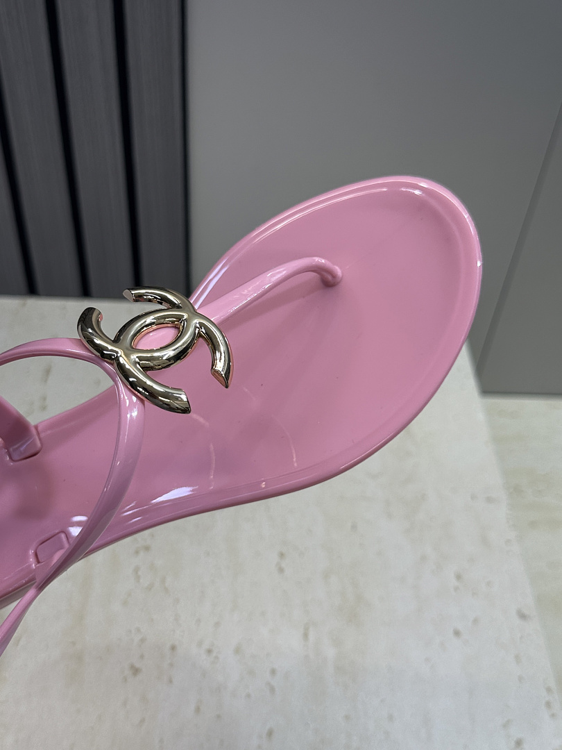 Chanel CC Thong Sandals · R3L9 — תמונה 7