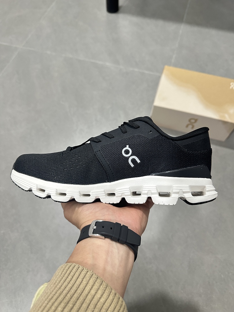 On Running Cloud X 4 · HEAA3 — תמונה 3