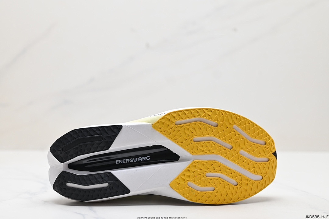 New Balance FuelCell SuperComp Trainer v3 · Y36N — תמונה 4