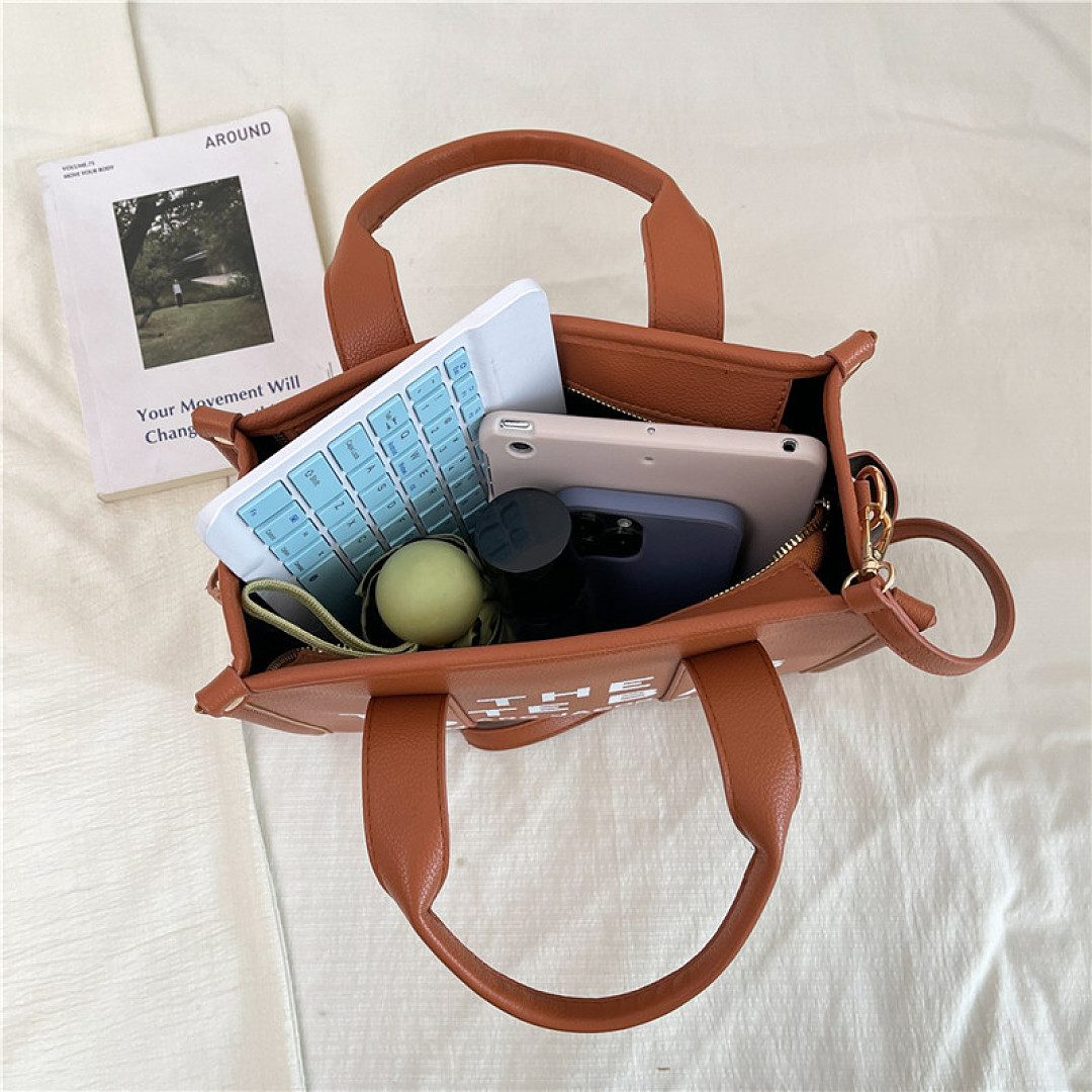 Marc Jacobs The Tote Bag · M56N — תמונה 15