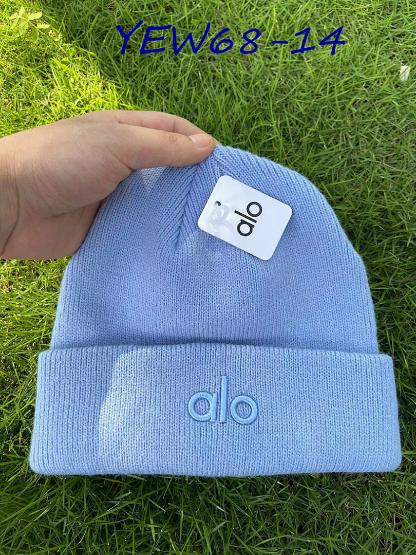Alo Yoga Notable Beanie · YEW68 — תמונה 3