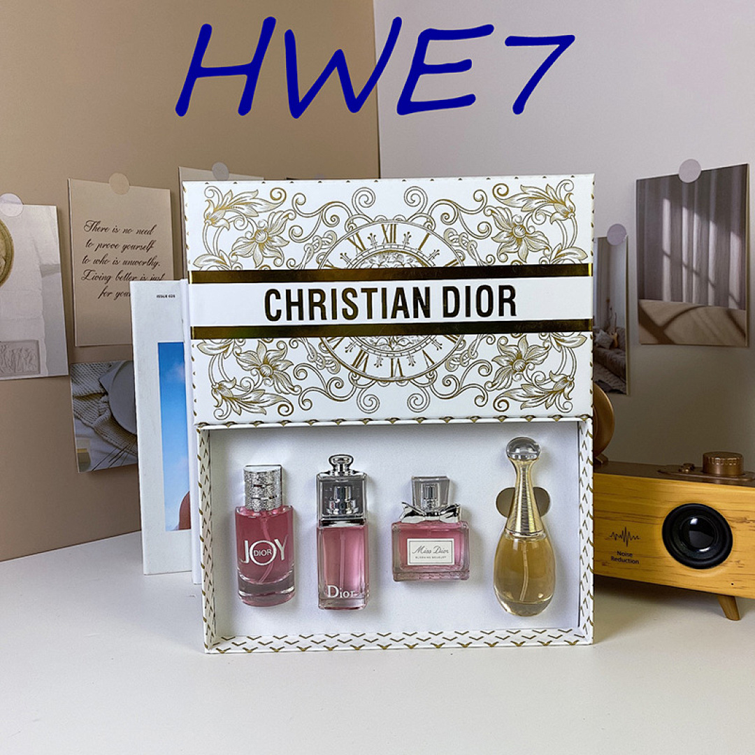 Miss Dior · HWE7