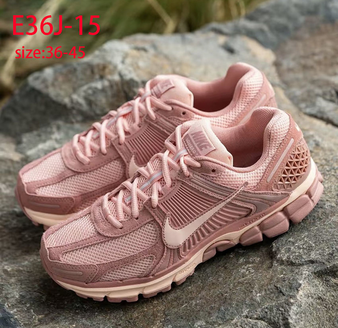Nike Air Zoom Vomero 5 · E36J — תמונה 16