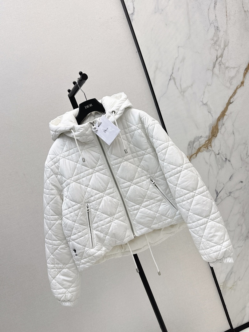 DiorAlps Macrocannage Cropped Puffer Jacket · M11R — תמונה 8