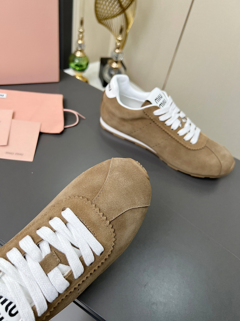 Miu Miu Plume · L83J — תמונה 18