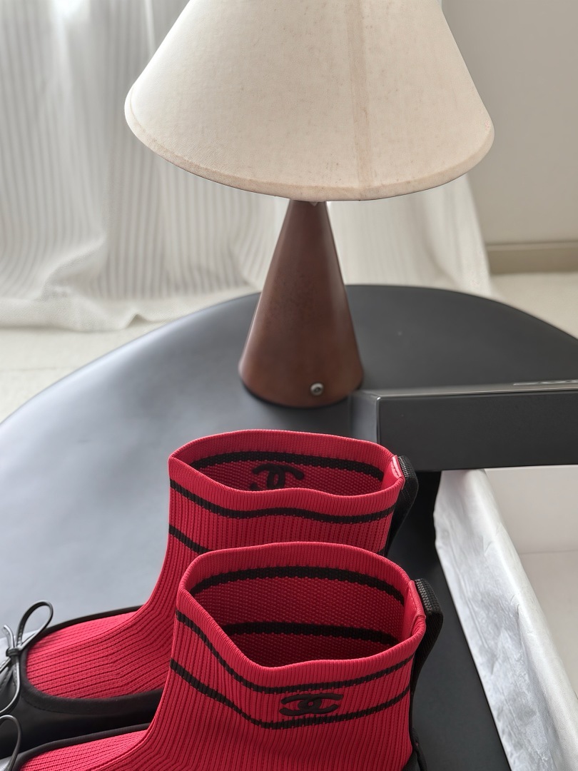 Chanel Sock Sneakers · L643 — תמונה 8