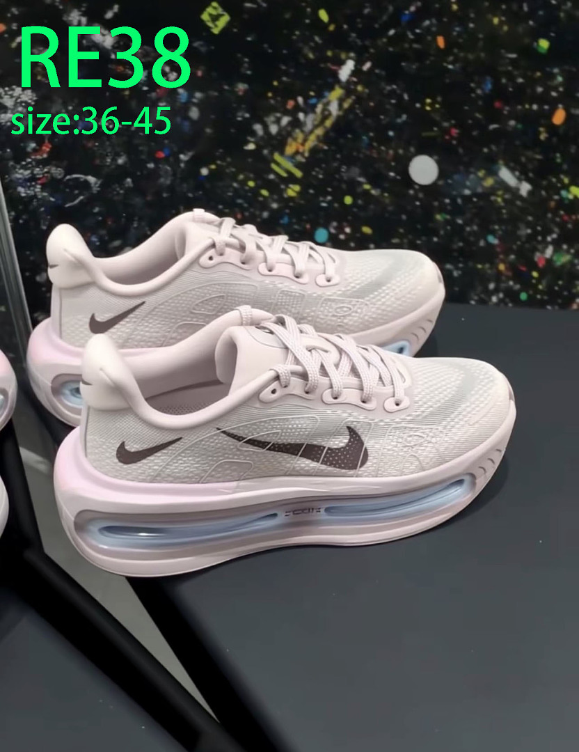 Nike Vomero Premium · RE38