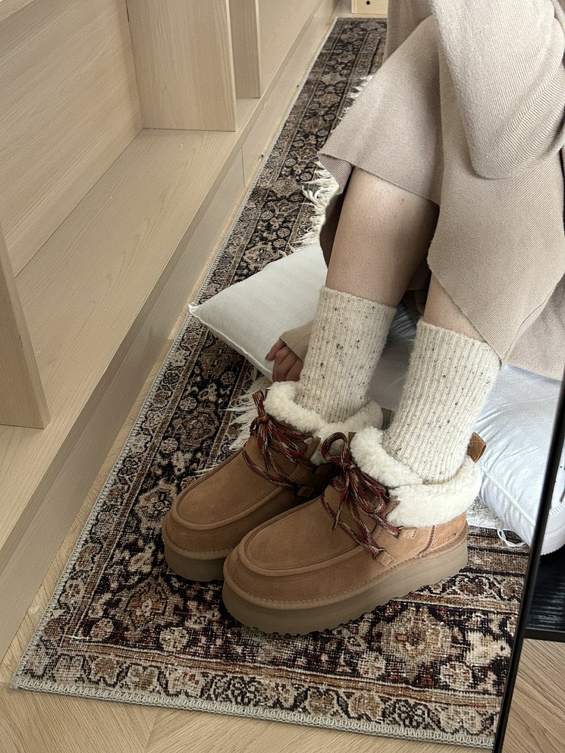 UGG — מגפיים · Y78G — תמונה 3