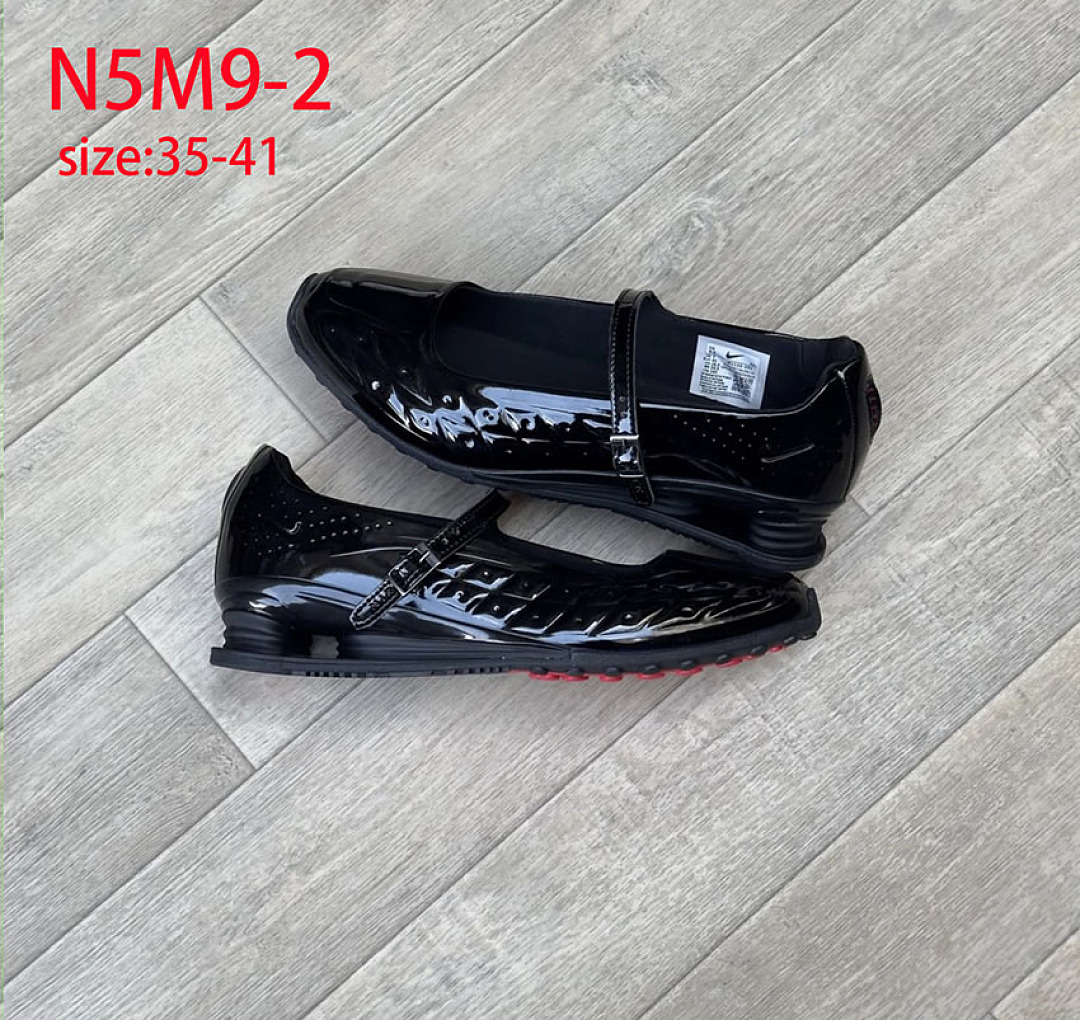 Nike — סניקרס · N5M9 — תמונה 14