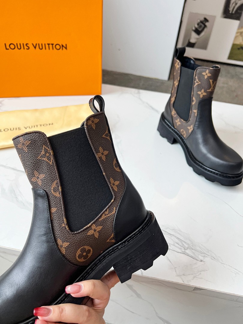 Louis Vuitton Beaubourg Chelsea Ankle Boot · M23L — תמונה 11