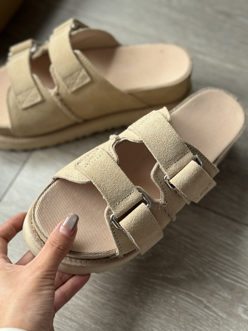 UGG Goldenstar Hi Slide · C59G — תמונה 8