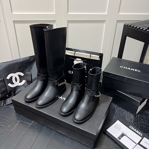 Chanel High Boots Calfskin Chain · T5E