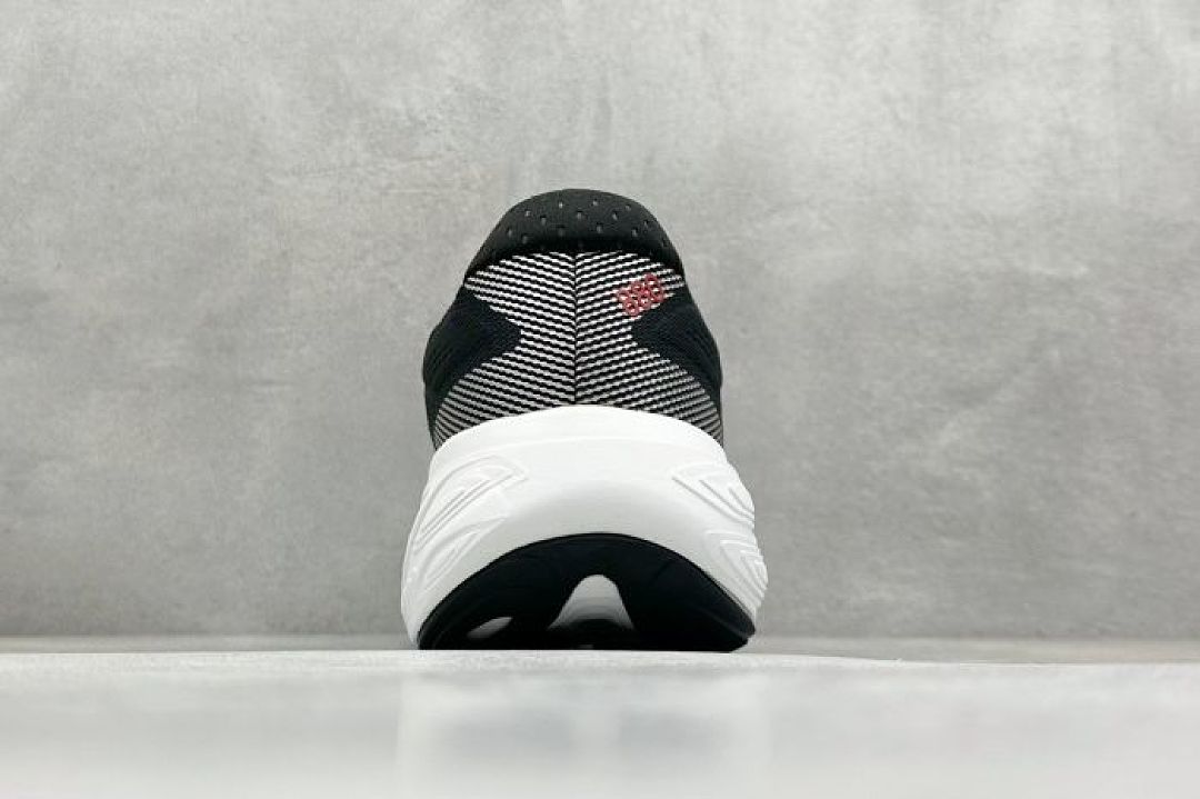 New Balance 880v15 · B800 — תמונה 23