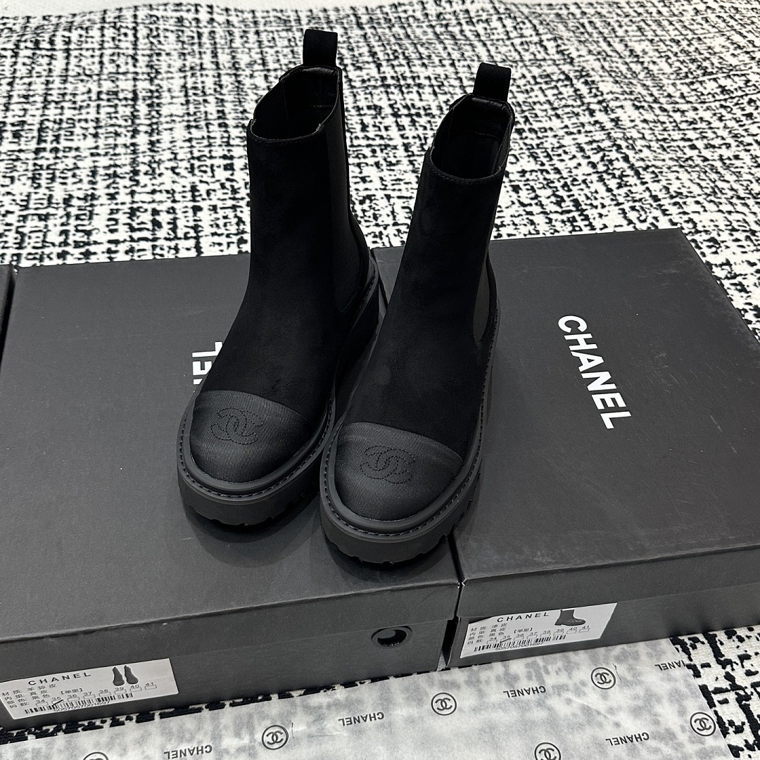 Chanel Cap Toe CC Short Boots · 6TB5 — תמונה 4