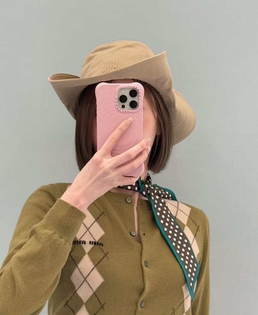 Miu Miu Bucket Hat · TSA9 — תמונה 7