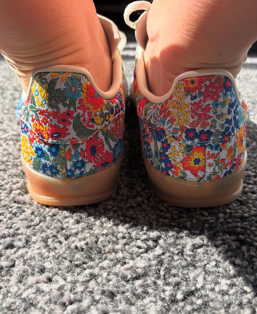 Adidas Gazelle Indoor x Liberty London · X6Q7 — תמונה 4